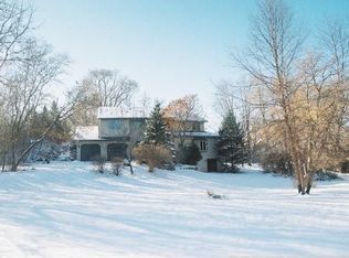 2160 Douglynn Ln, Saint Paul, MN 55119