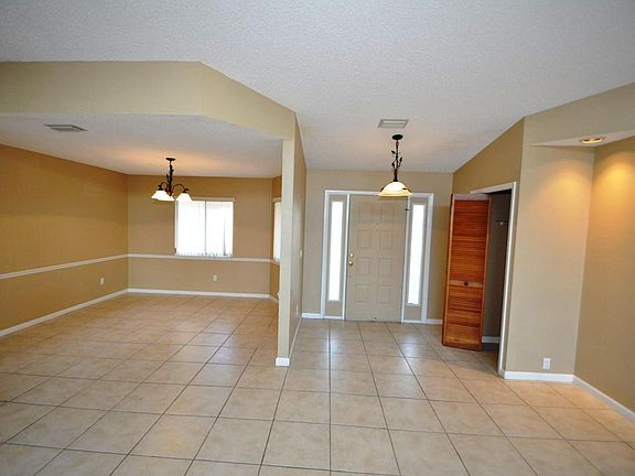 5th image of 7 Cottonton Ct