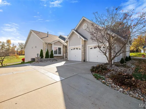 149 Shaelah Ct, Weldon Spring, MO 63304