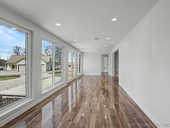 5th image of 69418 S 325th Rd