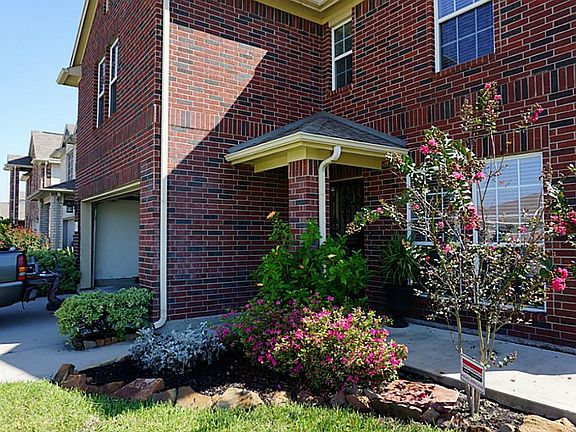 3rd image of 17334 Stonebelt Dr