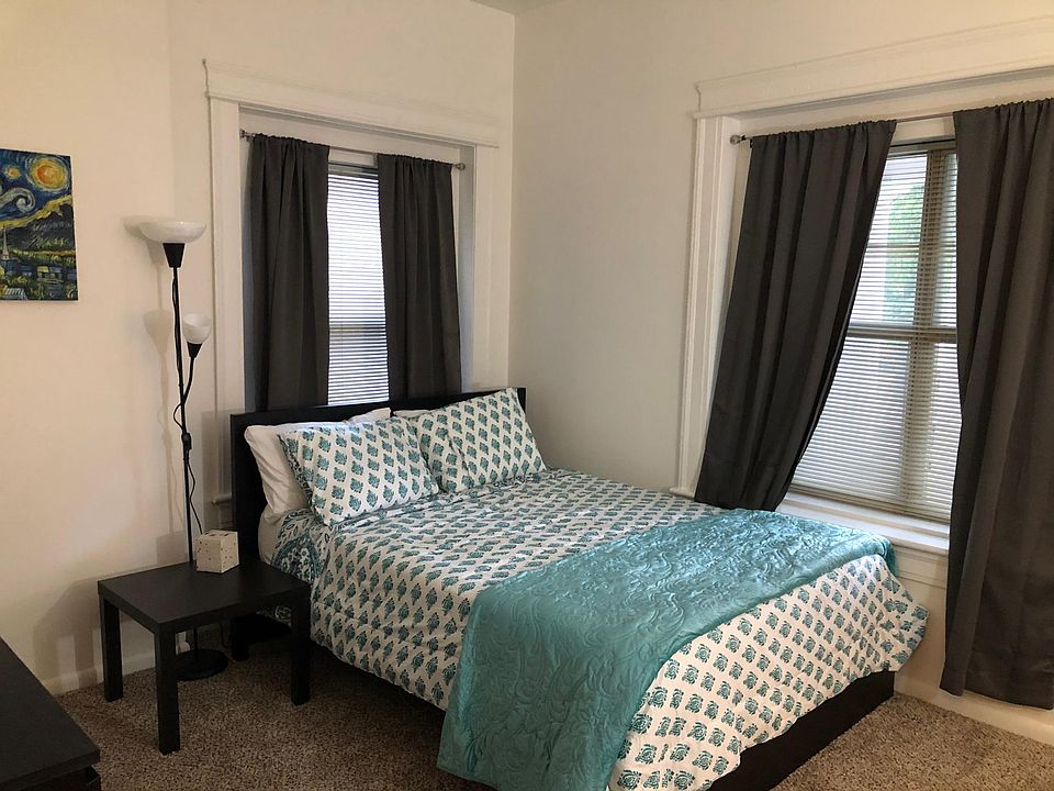 1st image of 701 Stockley Gdns APT 2