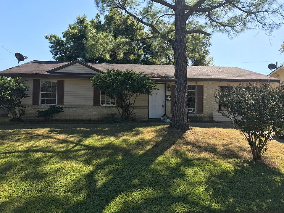 1st image of 918 Springwood Dr
