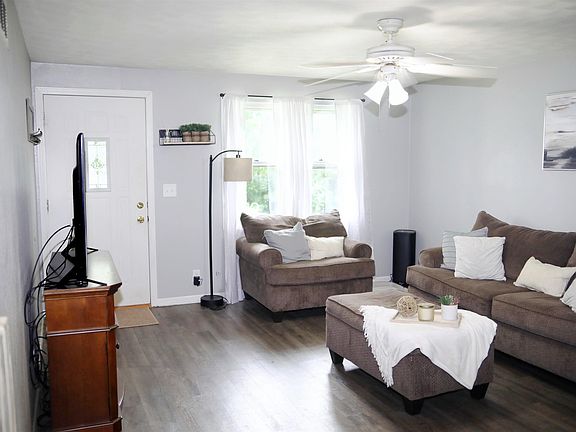 4th image of 5602 W Hi Vue Ln