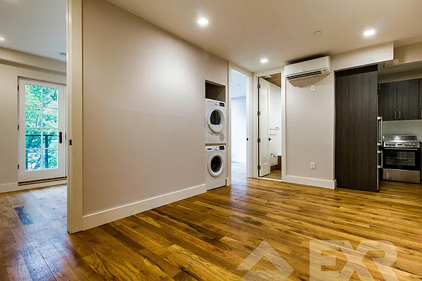 Rented by EXR | media 1