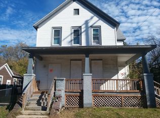 1241 Geneva St, Racine, WI 53404