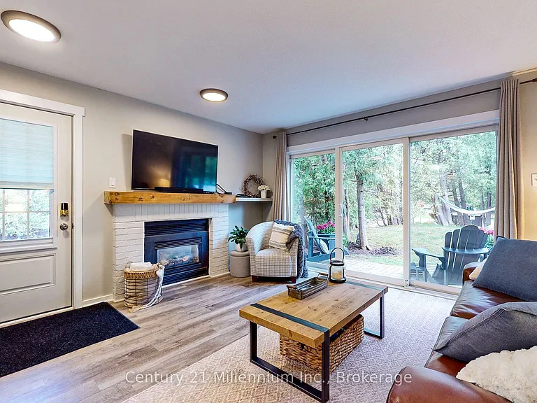 23 Dawson Dr #98 — Photo 11