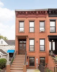 698 Lexington Avenue