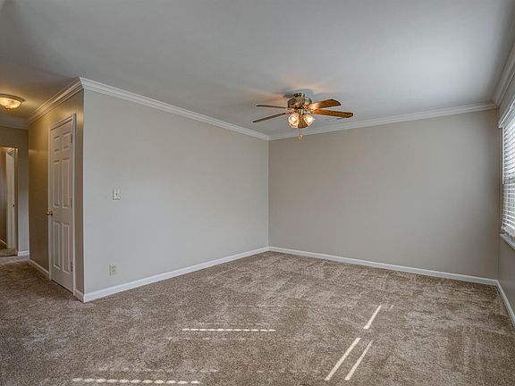 5th image of 6674 Newbridge Dr