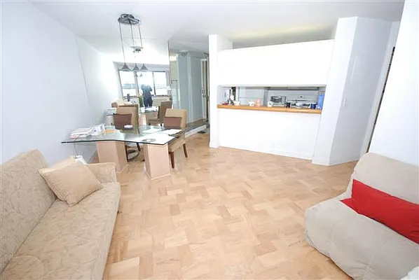Rented by Luxury Habitat | media 13