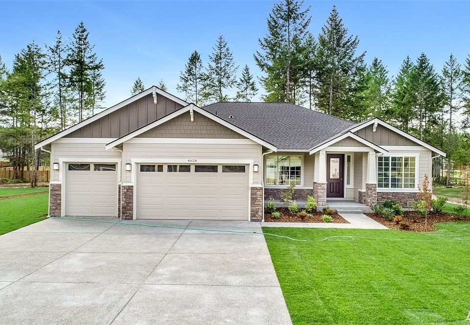 1st image of 8417 52nd Ct NE