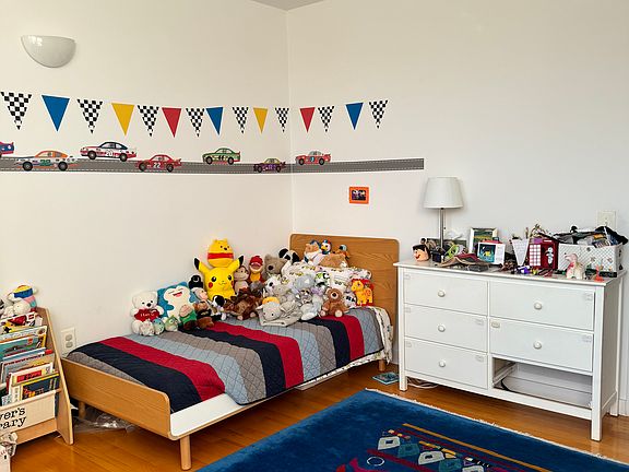 3rd image of 444 Manhattan Ave APT 8K