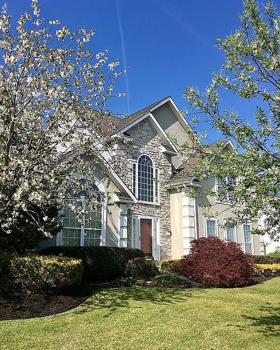 2nd image of 117 Homestead Dr