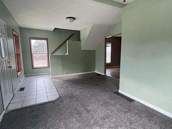 3rd image of 1241 McCartney St