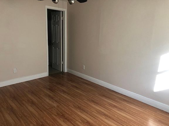2nd image of 113 Capehart Dr