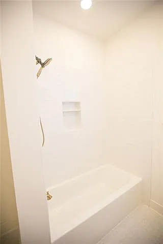 533 Maple Ave — Photo 9