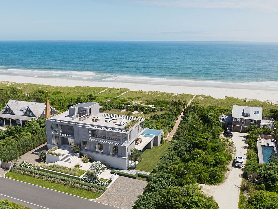 1st image of 125 Dune Rd