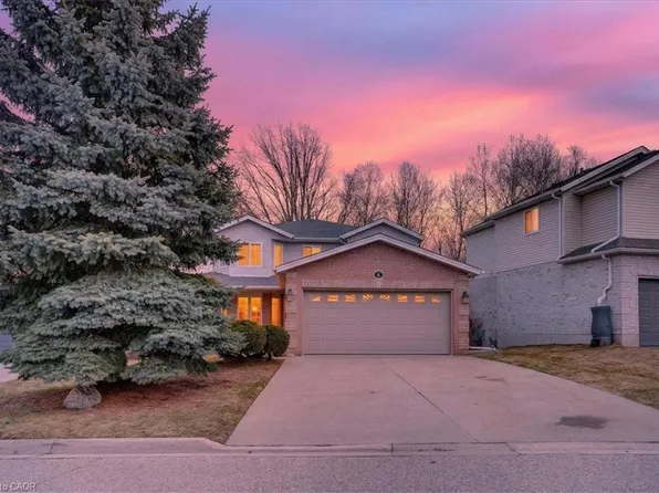 6 Ardwood Pl, Kitchener, ON N2A 4C3