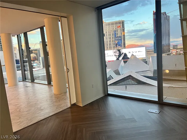 3726 Las Vegas Blvd S #811 — Photo 24