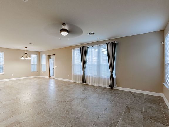 5th image of 1605 Constanta Dr