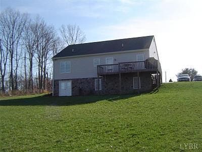 2nd image of 120 Sage Ln
