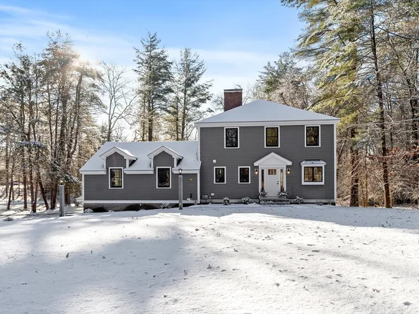 34 Woodcrest Rd, Boxford, MA 01921