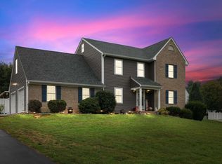 48 Meadow Ridge Rd, Waynesboro, VA 22980