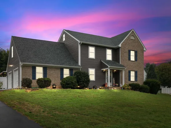 48 Meadow Ridge Rd, Waynesboro, VA 22980