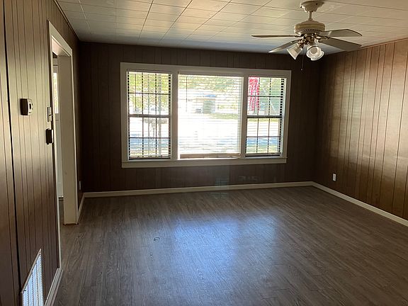 5th image of 660 Simon Ave
