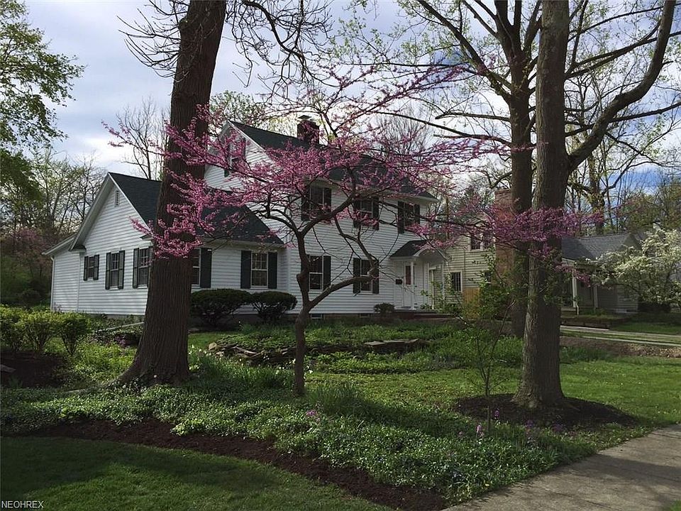 1st image of 84 Oviatt St