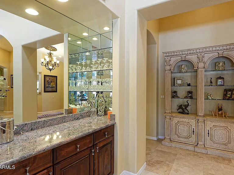 10220 E Cochise Dr — Photo 6