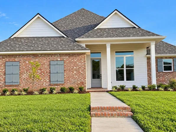 7 Carmel Bnd, New Iberia, LA 70563