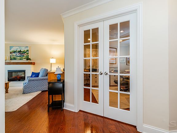 3rd image of 601 Lake Hinsdale Dr APT 408
