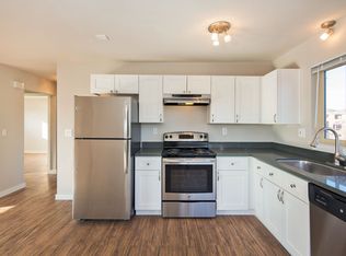 1143 NW 61st St APT 101, Seattle, WA 98107