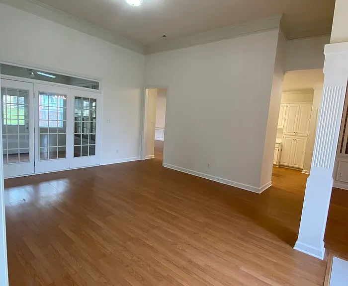 4545 Reigate Ct — Photo 4