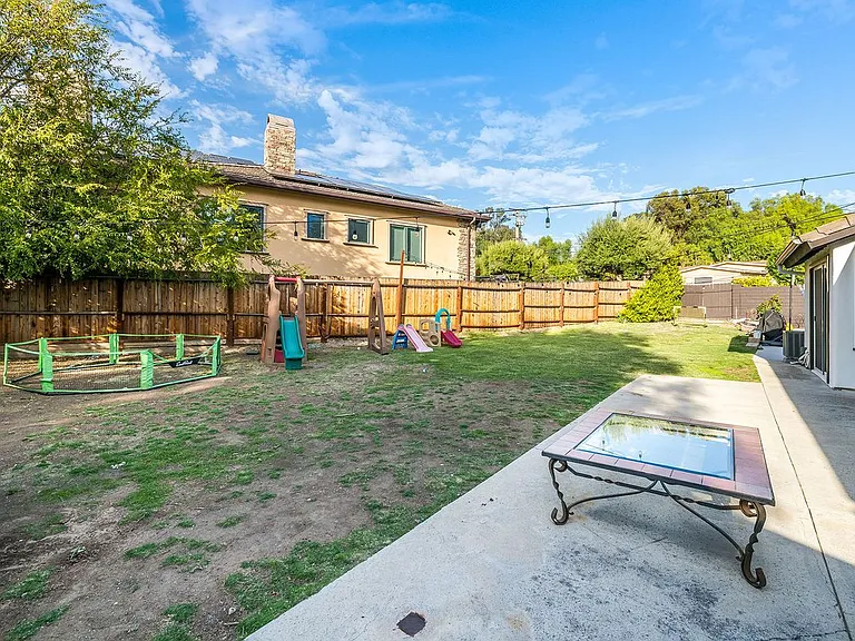 28403 Waring Pl — Photo 29