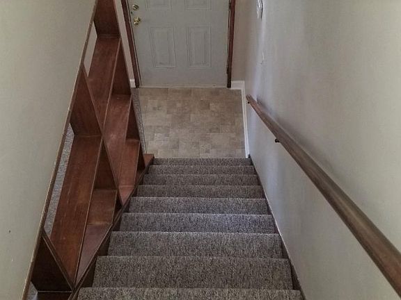 5th image of 1169 Highland Ave