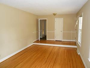 5th image of 206 W 29th St