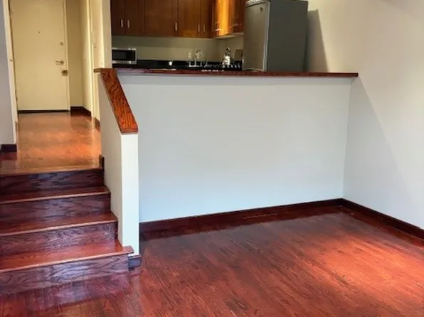 211 Thompson Street image 5 of 10