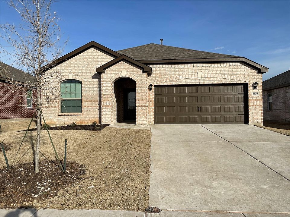 1st image of 2100 Yarbrough Dr