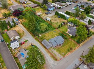 216 4th Ave SW, Pacific, WA 98047