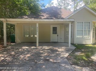 6220 W Jackson St, Bay Saint Louis, MS 39520