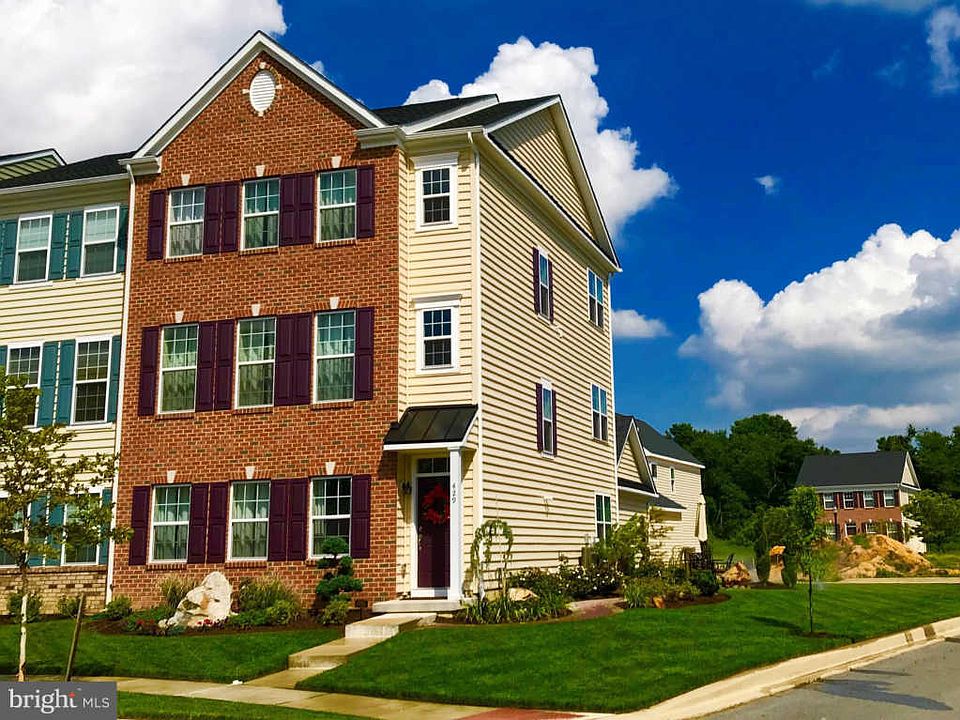 1st image of 429 Leo Ln