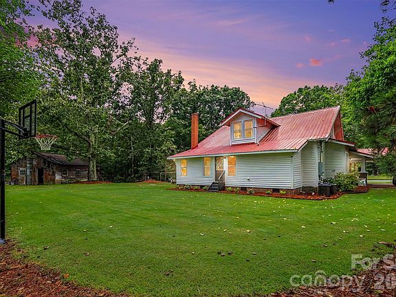 4th image of 134 Mauney Farm Rd