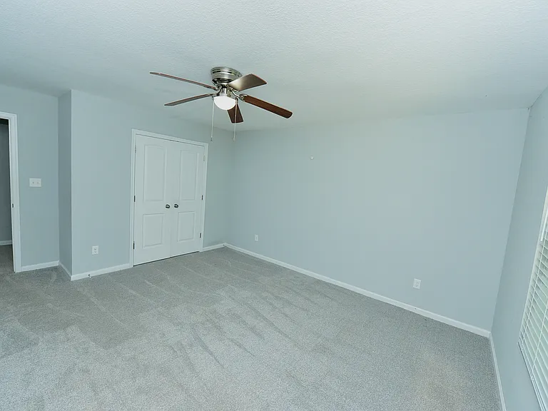 4219 Helen St — Photo 22