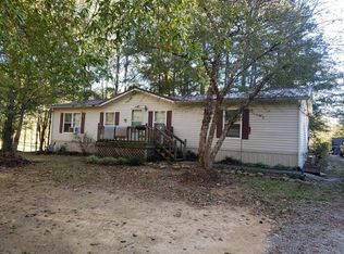 1092 N Holly Dr, Chatsworth, GA 30705