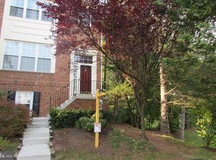13127 Sparrow Tail Ln, Fairfax, VA 22033