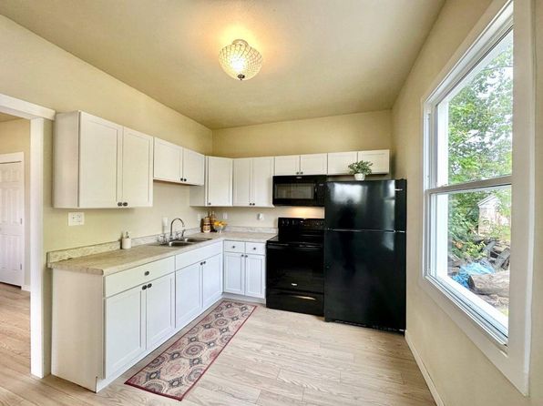 cedar-rapids-iowa-2055682336 picture