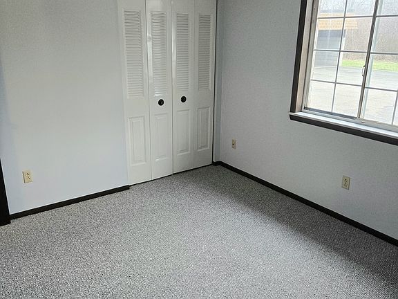 4th image of 174 Washington Blvd