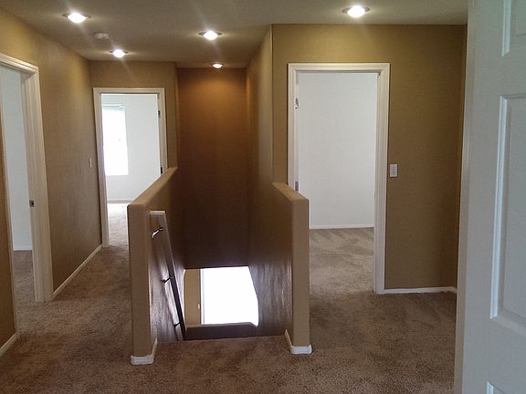 4th image of 8065 Wards Ferry St